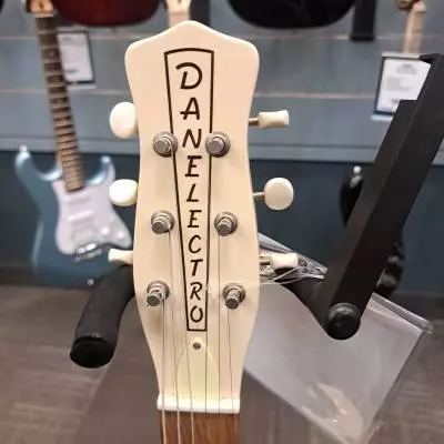 Store Special Product - Danelectro - D59D-DKWALNUT